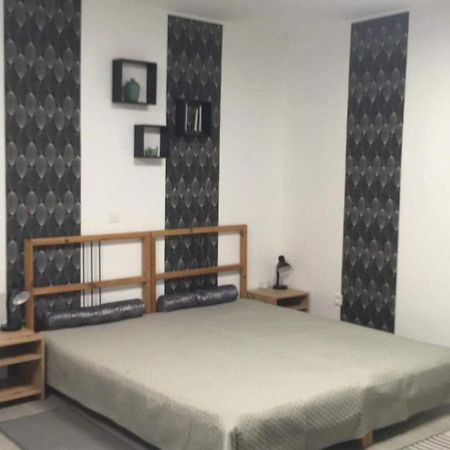 Cuki Apartmanok Dombóvár Eksteriør bilde