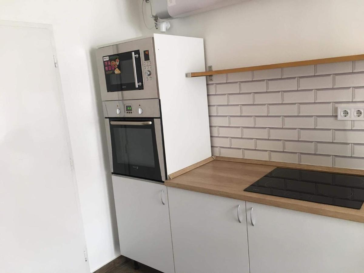 Cuki Apartmanok Dombóvár Eksteriør bilde